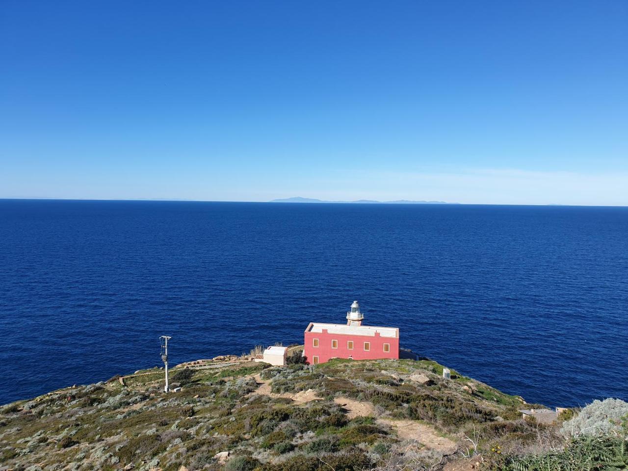 Resort Faro Di Punta Fenaio Campese  Exteriér fotografie